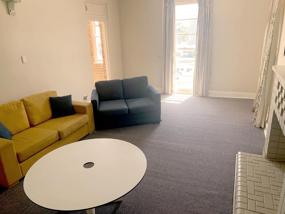 Port Macquarie Hotel Экстерьер фото
