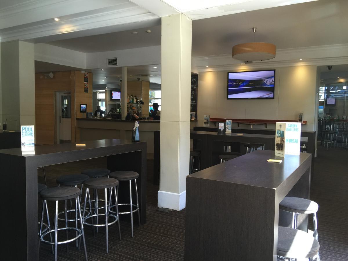 Port Macquarie Hotel Экстерьер фото