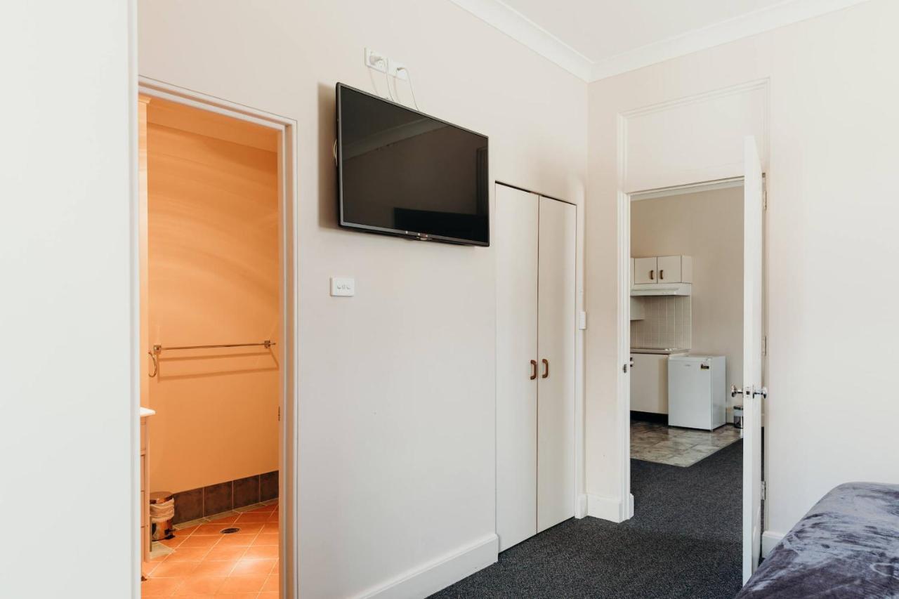 Port Macquarie Hotel Экстерьер фото