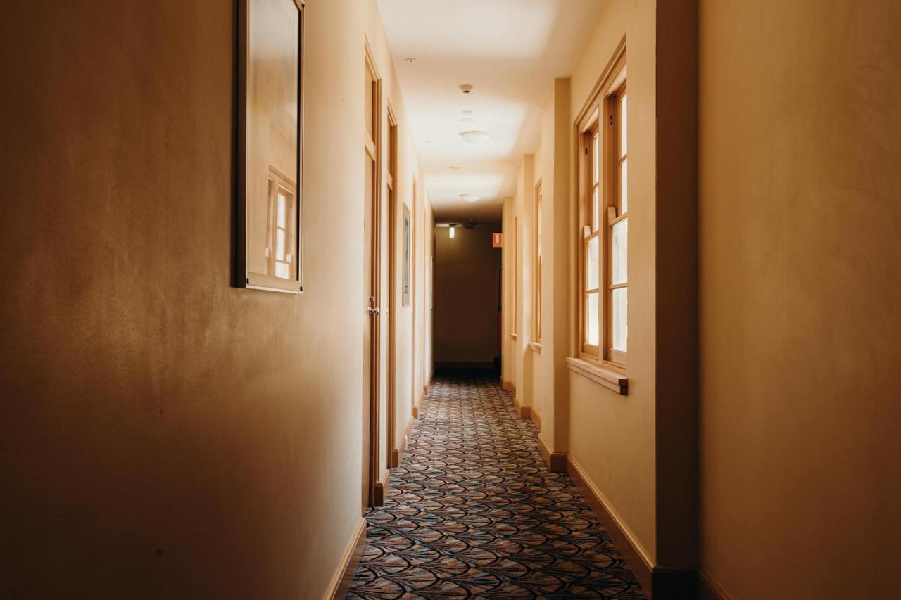 Port Macquarie Hotel Экстерьер фото