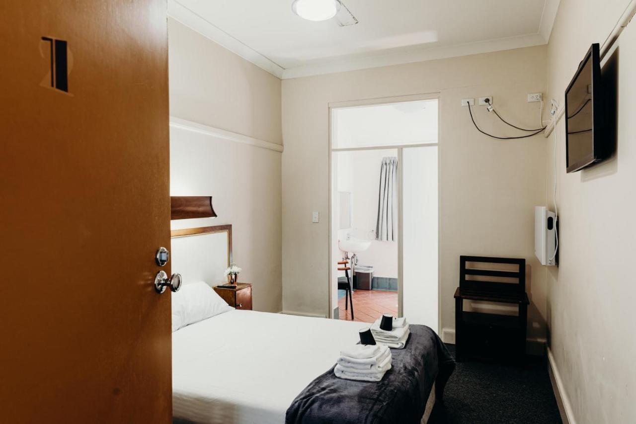 Port Macquarie Hotel Экстерьер фото