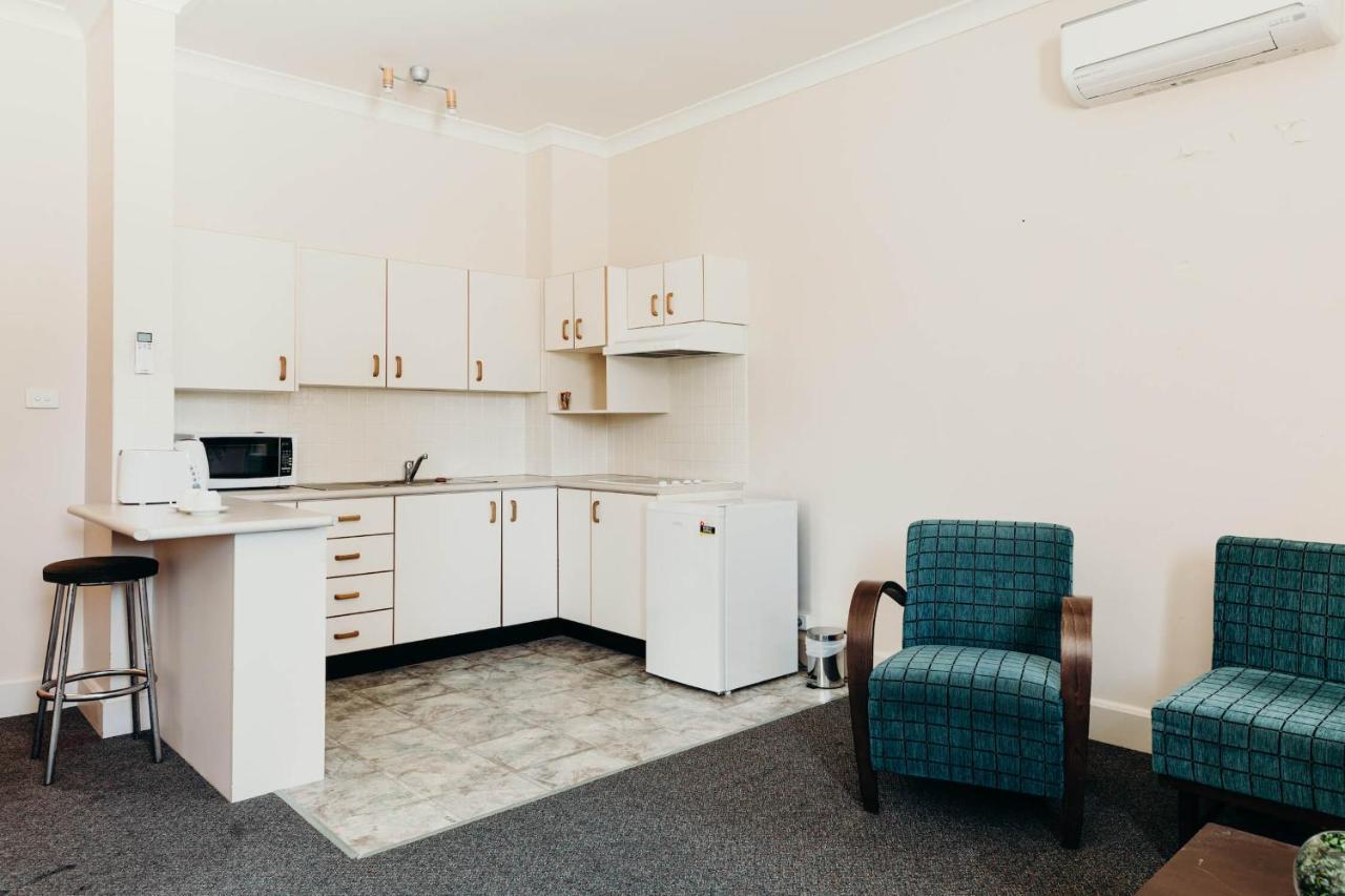 Port Macquarie Hotel Экстерьер фото